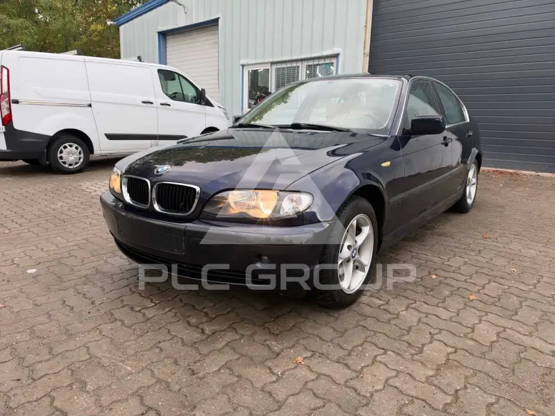2002 BMW 320