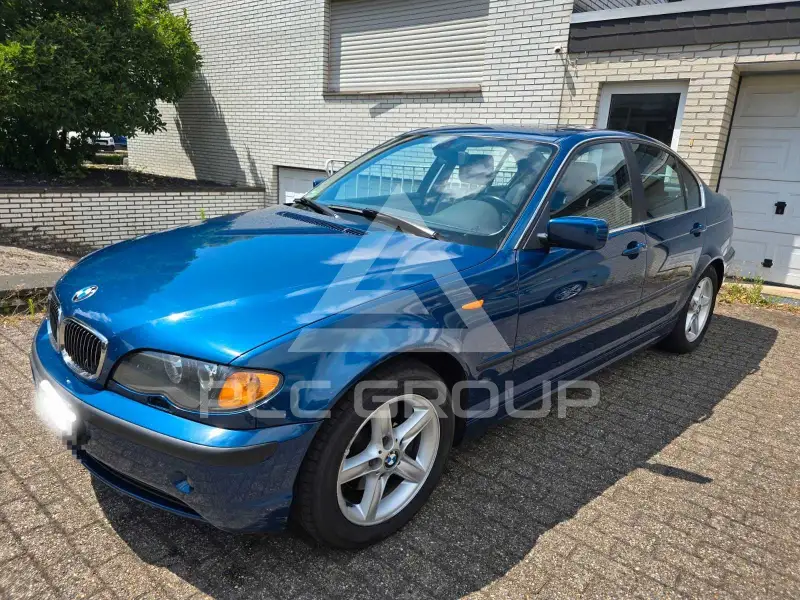 2002 BMW 320