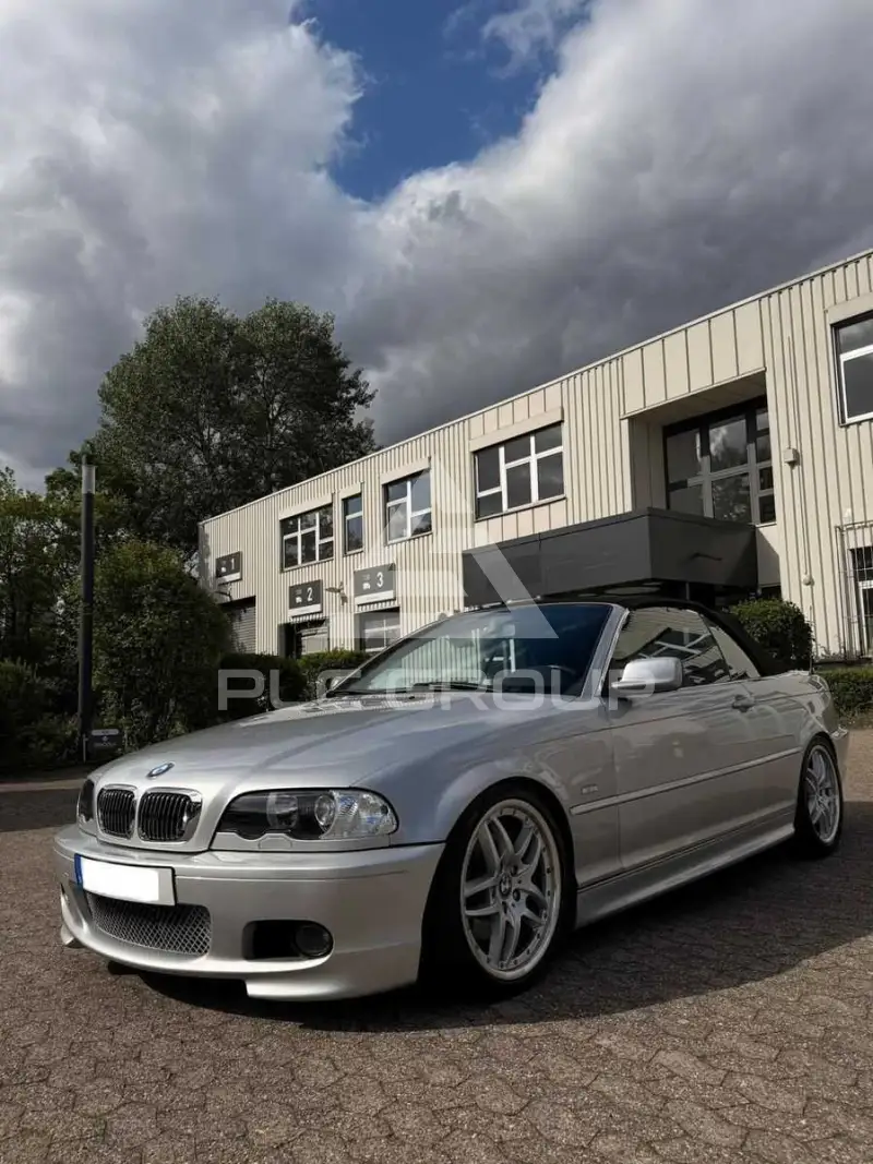 2002 BMW 320