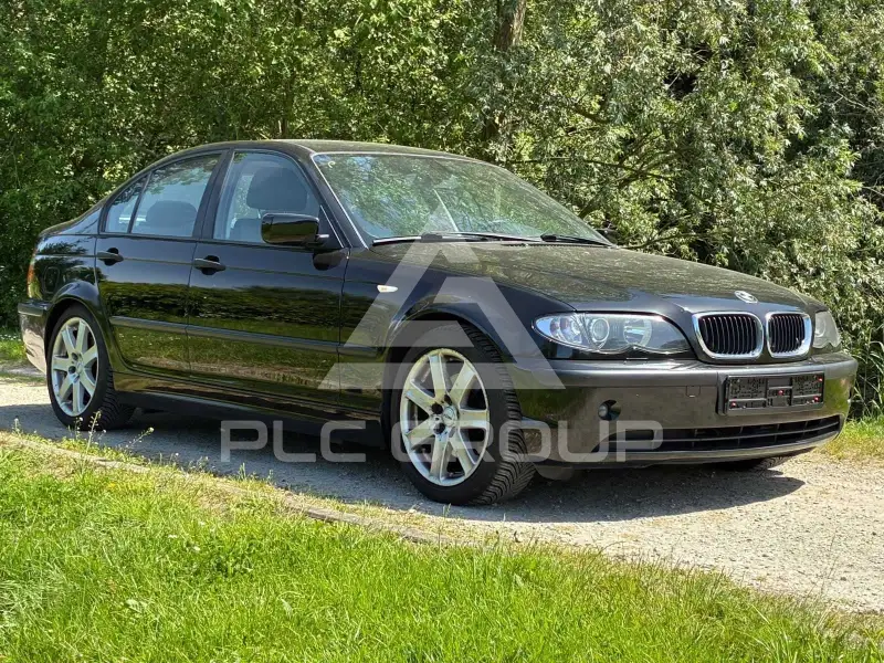 2002 BMW 320