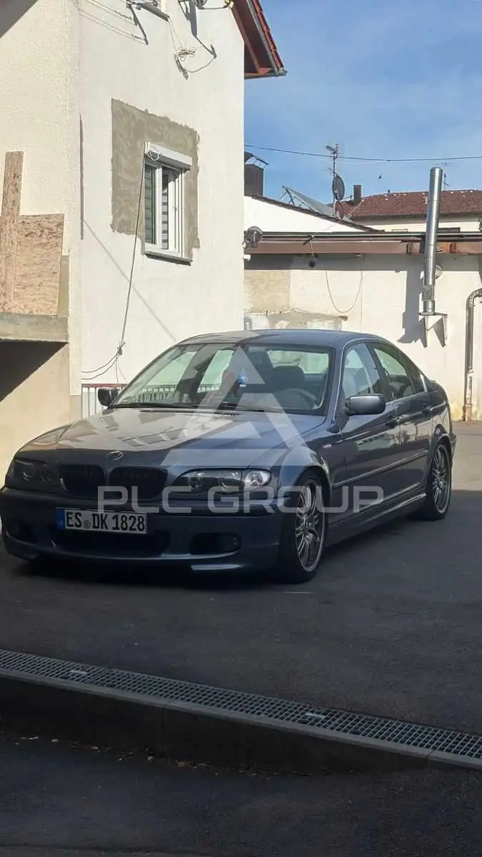 2002 BMW 320