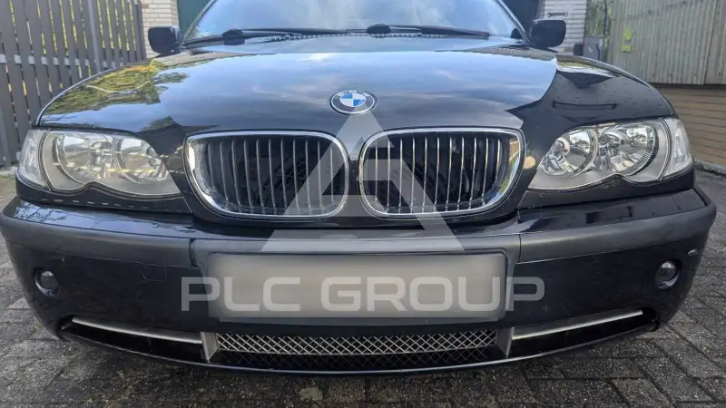 2002 BMW 330