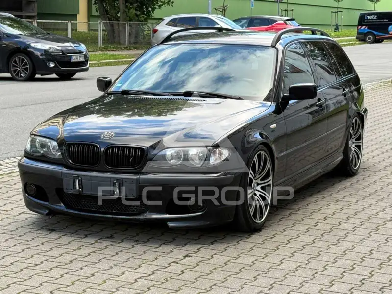 2002 BMW 330