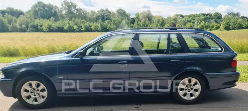 2002 BMW 520