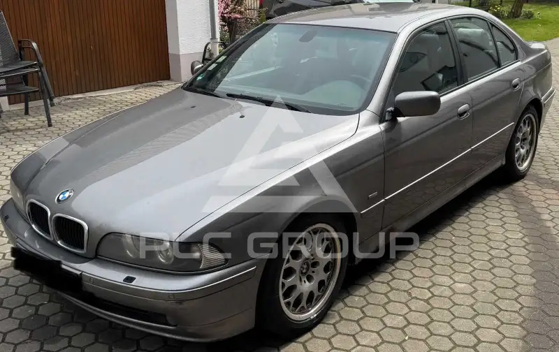 2002 BMW 520
