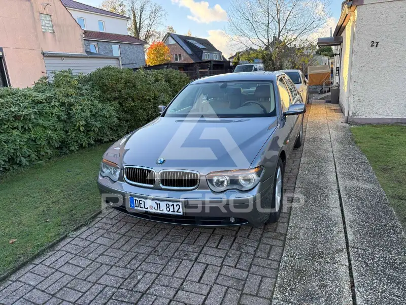2002 BMW 735