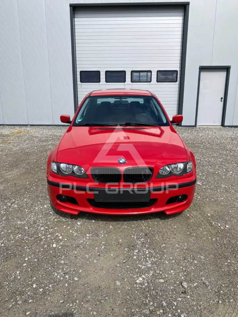 2002 BMW 318