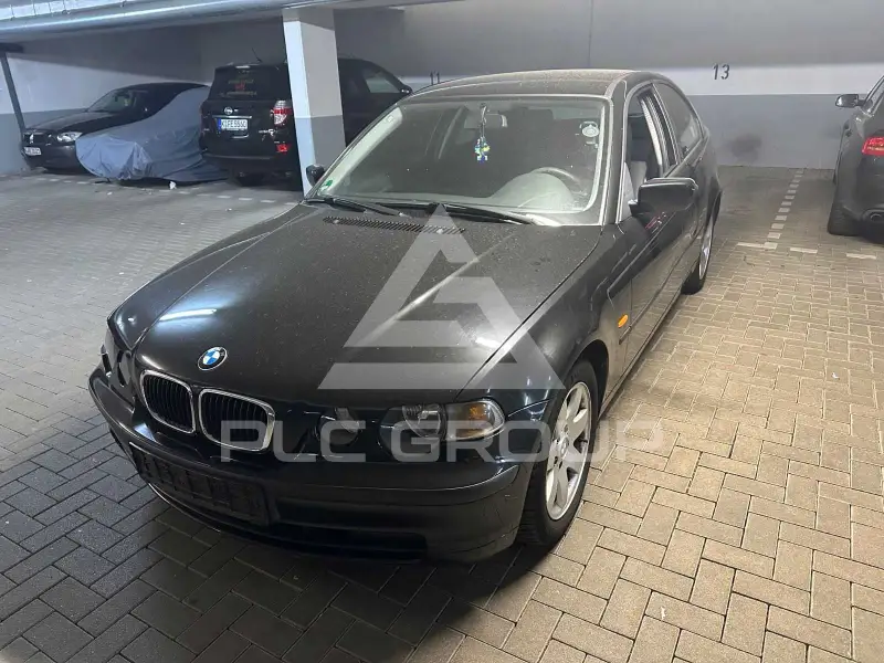 2002 BMW 318