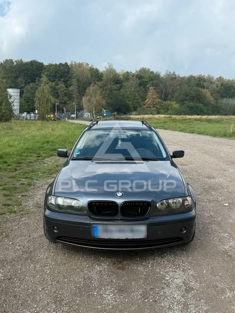2002 BMW 318