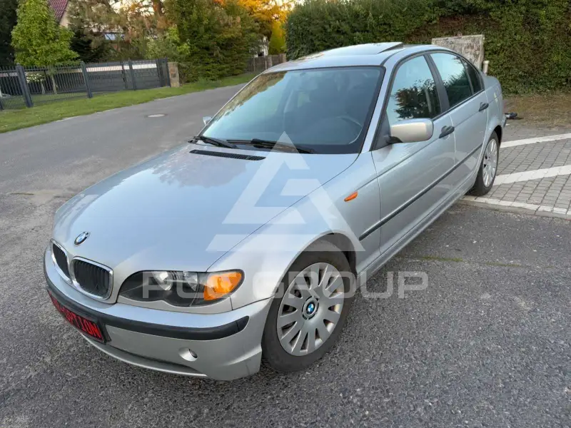 2002 BMW 318