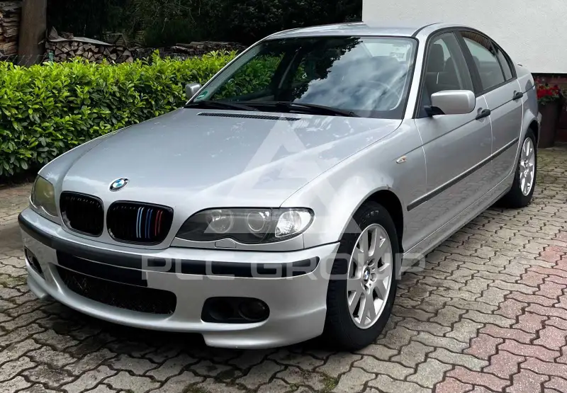 2002 BMW 318