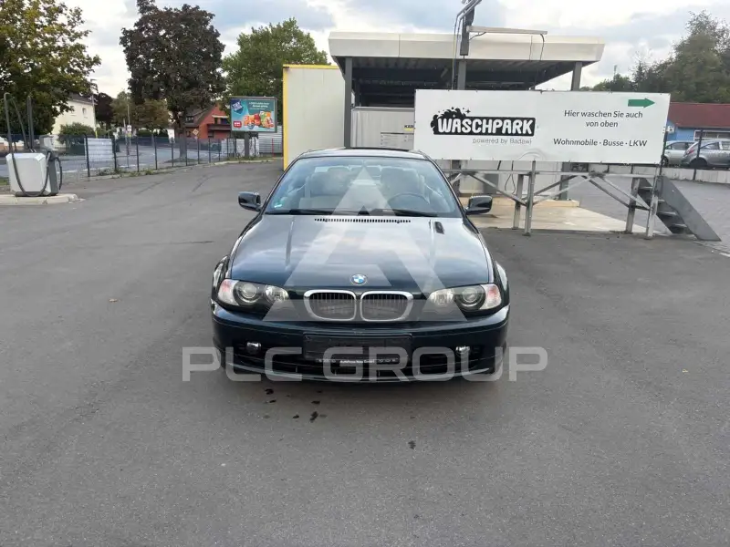 2002 BMW 318