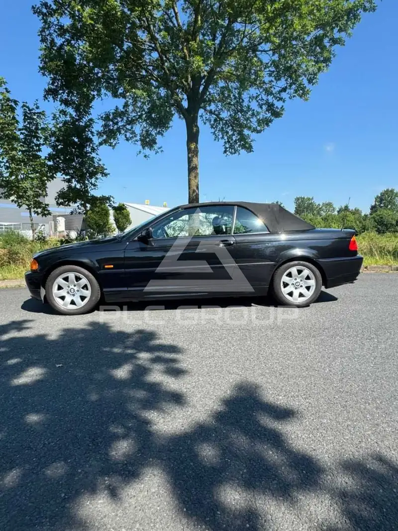 2002 BMW 318