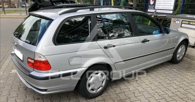2002 BMW 318
