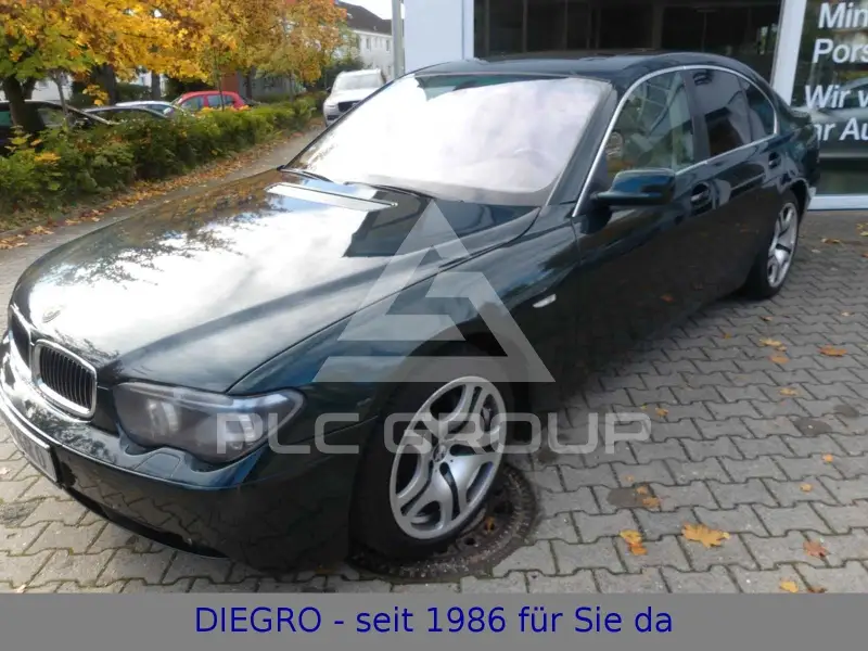 2002 BMW 745