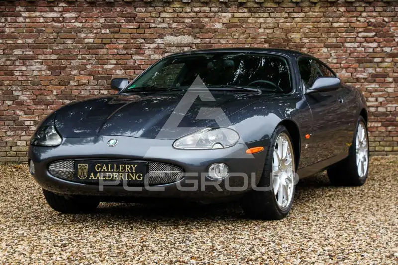 2002 Jaguar XK8