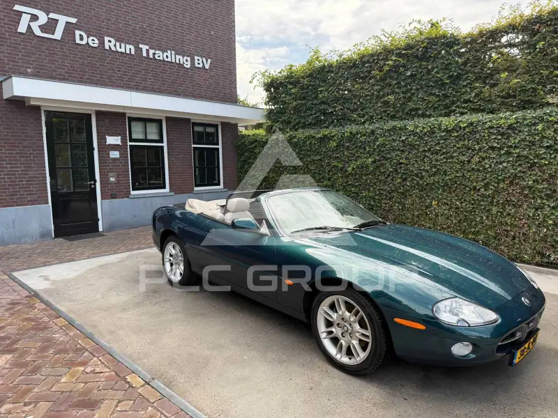 2002 Jaguar XK8