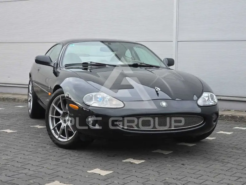 2002 Jaguar XK8