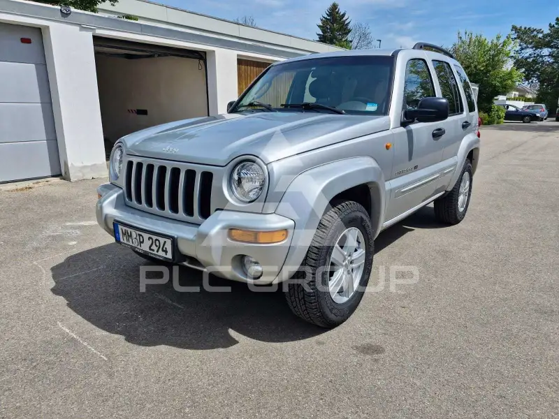 2002 Jeep CHEROKEE