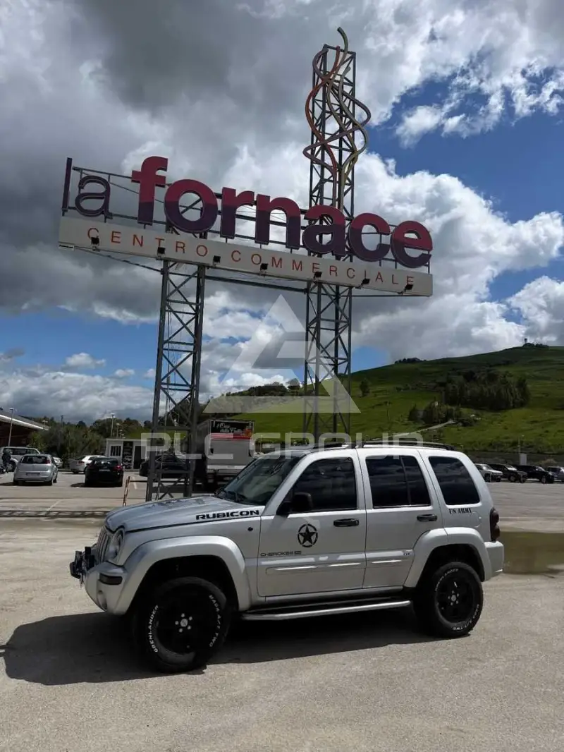 2002 Jeep CHEROKEE