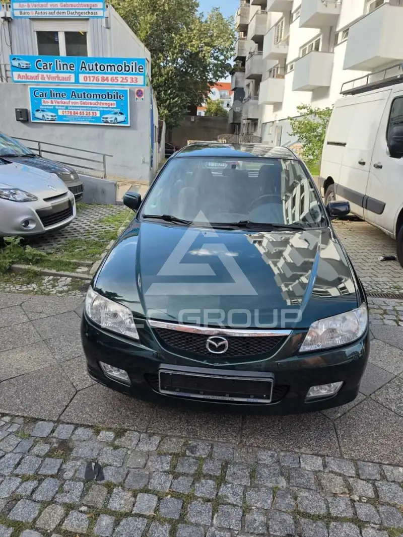 2002 Mazda 323