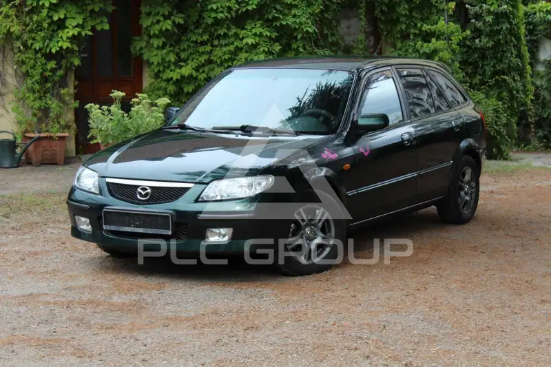 2002 Mazda 323