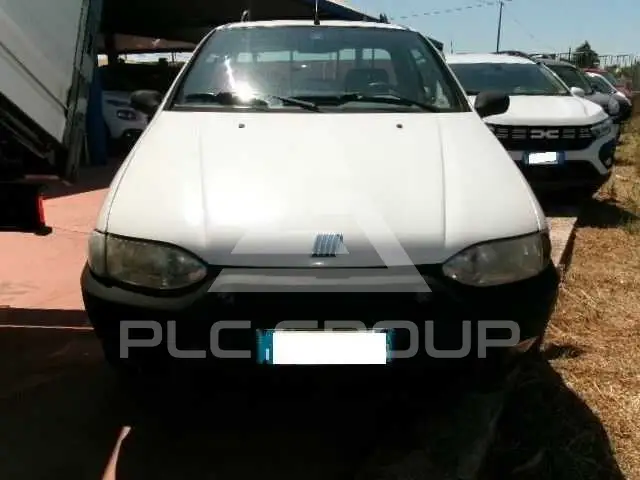 2002 Fiat Strada
