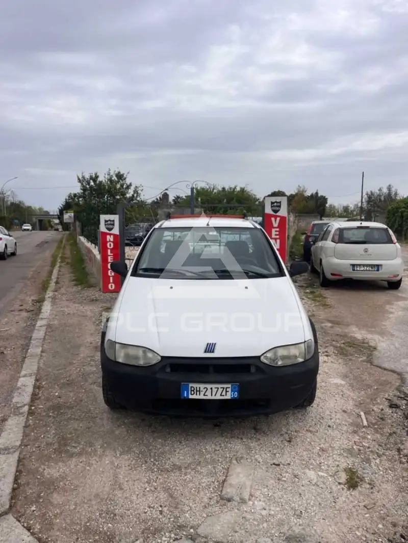 2002 Fiat Strada