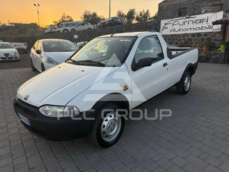 2002 Fiat Strada