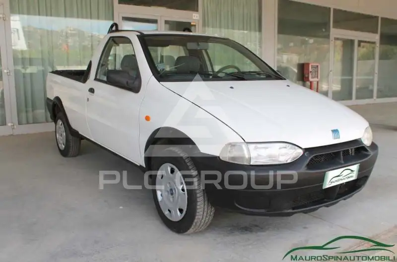 2002 Fiat Strada