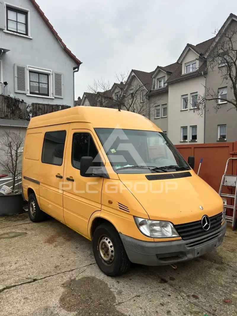 2002 Mercedes Benz Sprinter