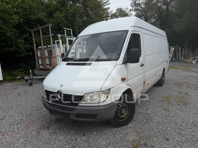 2002 Mercedes Benz Sprinter
