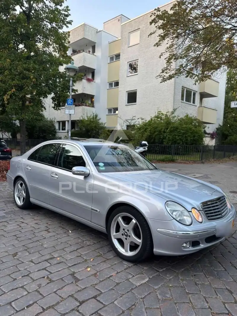 2002 Mercedes Benz E 320