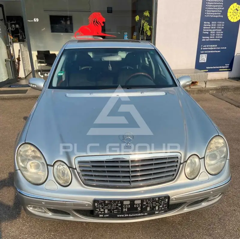 2002 Mercedes Benz E 320