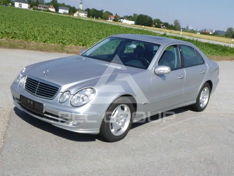 2002 Mercedes Benz E 320