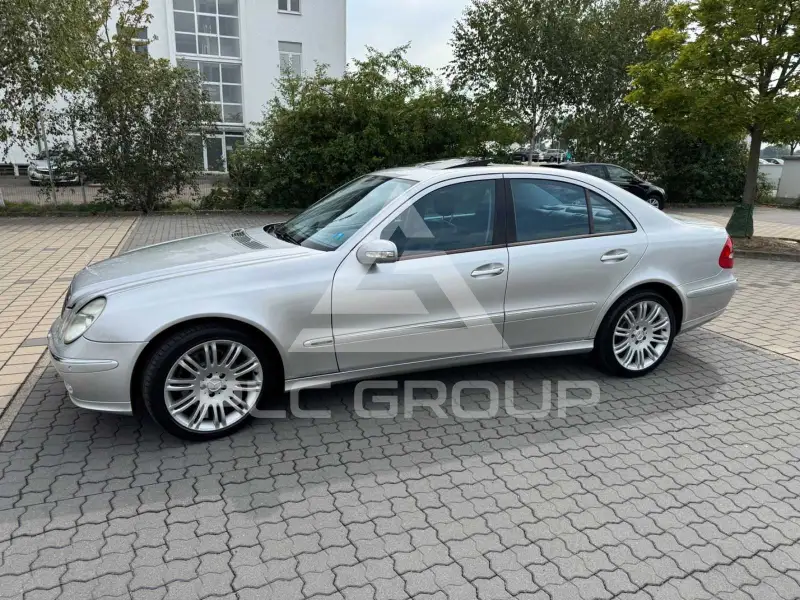 2002 Mercedes Benz E 320