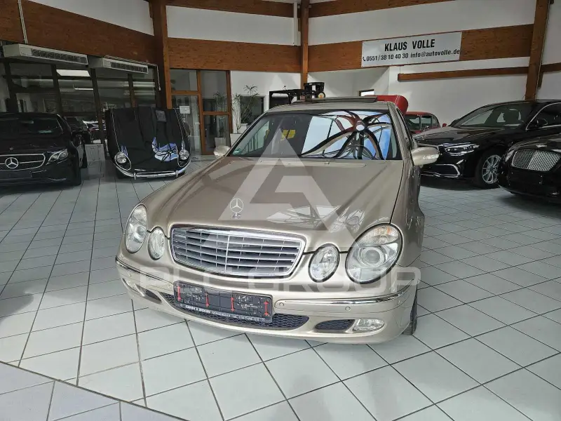2002 Mercedes Benz E 320