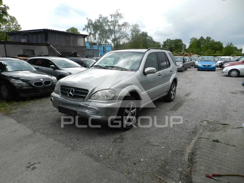 2002 Mercedes Benz ML 400