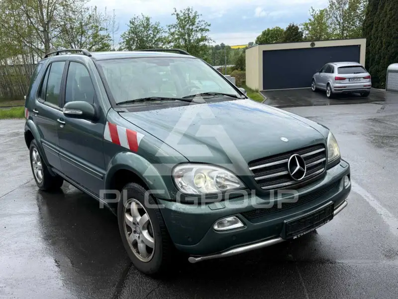 2002 Mercedes Benz ML 400