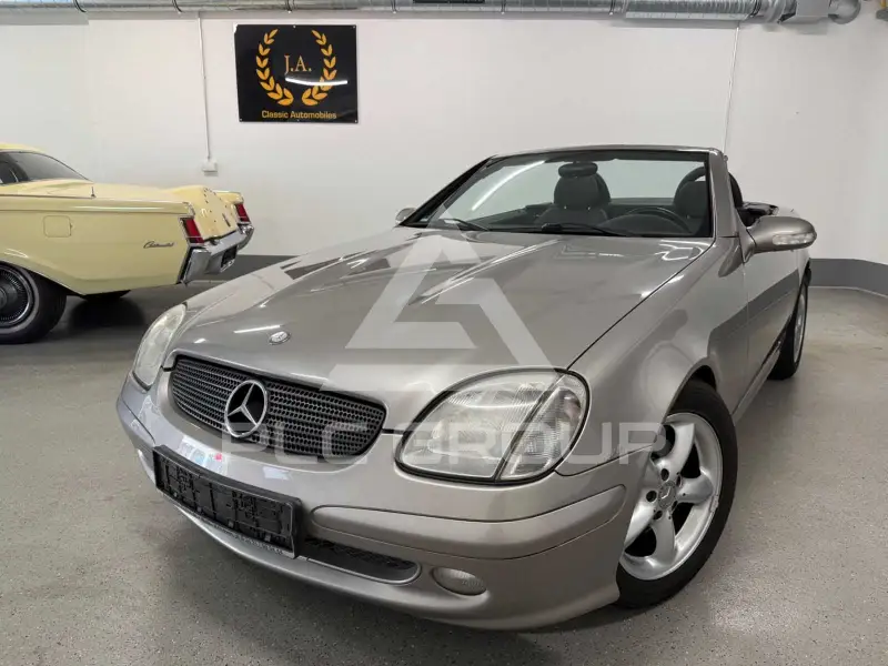 2002 Mercedes Benz SLK 200