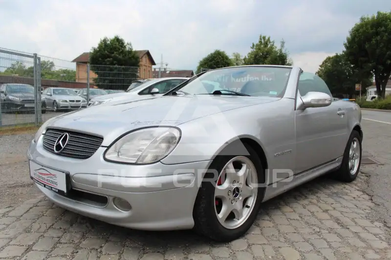2002 Mercedes Benz SLK 200