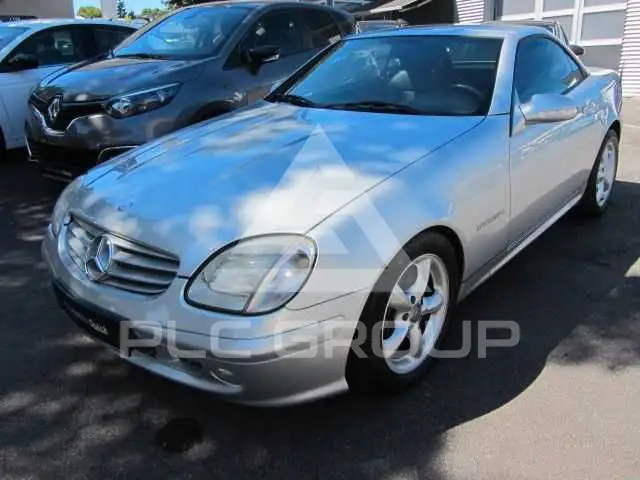 2002 Mercedes Benz SLK 200
