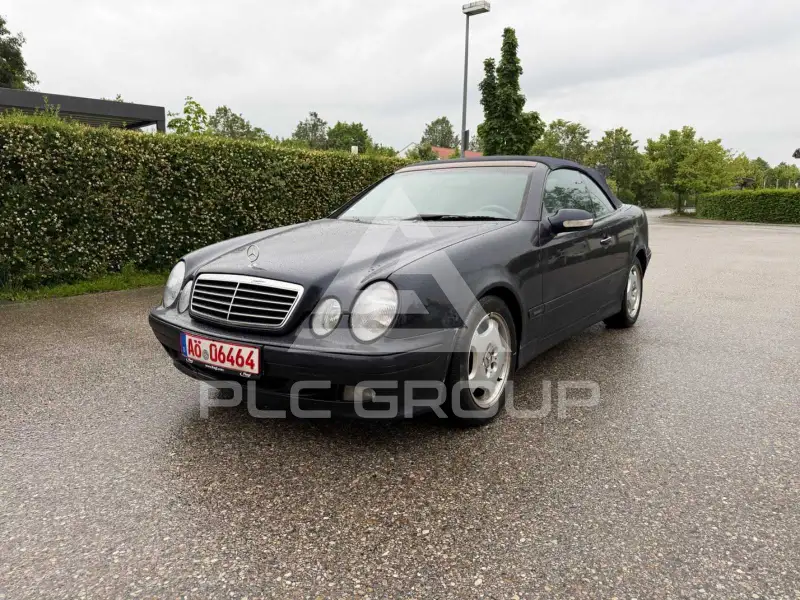 2002 Mercedes Benz CLK 200
