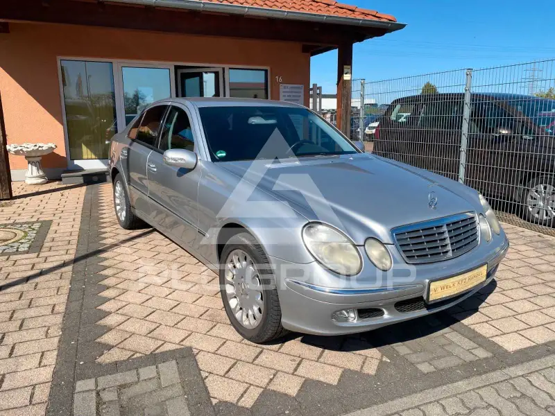 2002 Mercedes Benz E 50