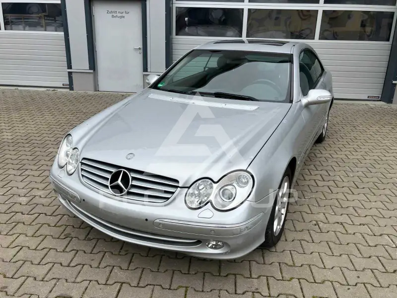 2002 Mercedes Benz CLK 320