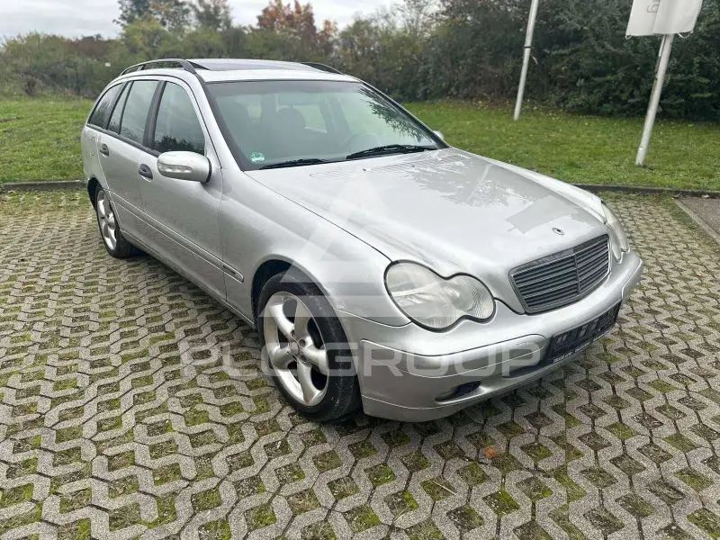 2002 Mercedes Benz C 220