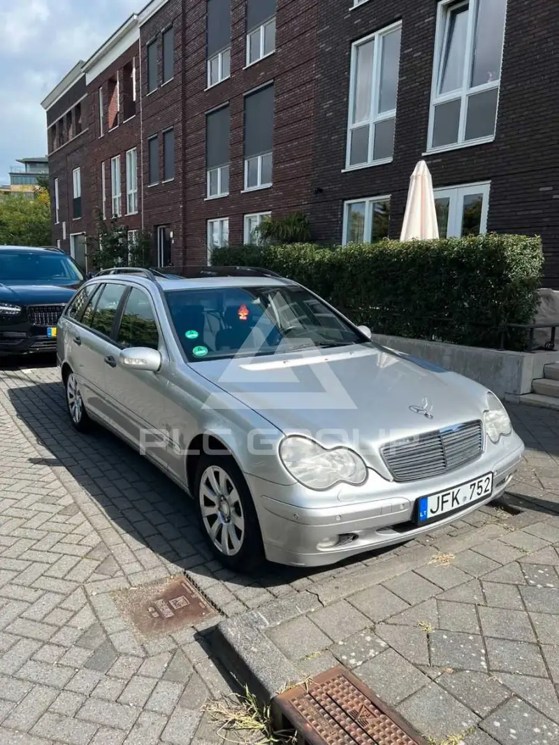 2002 Mercedes Benz C 220