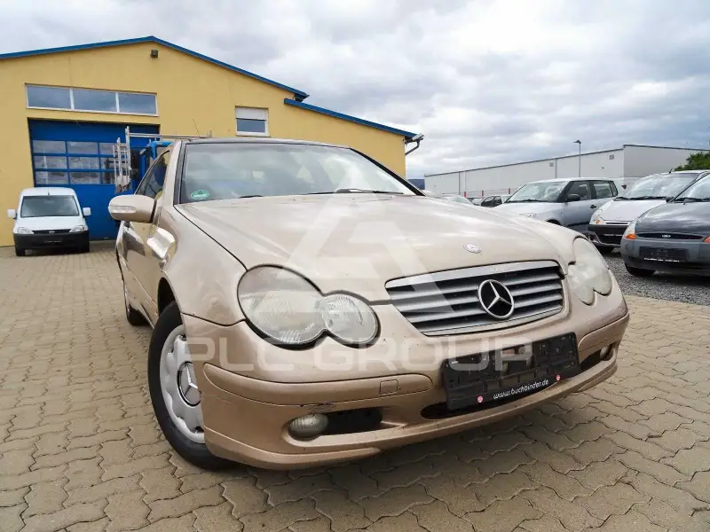 2002 Mercedes Benz C 220