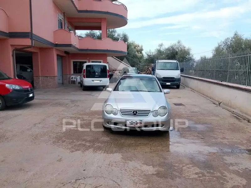 2002 Mercedes Benz C 220