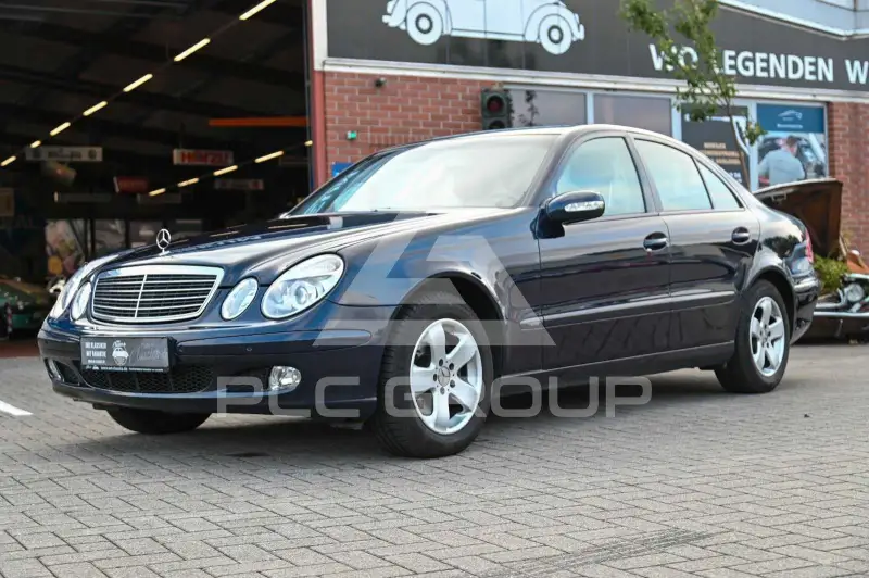 2002 Mercedes Benz E 200